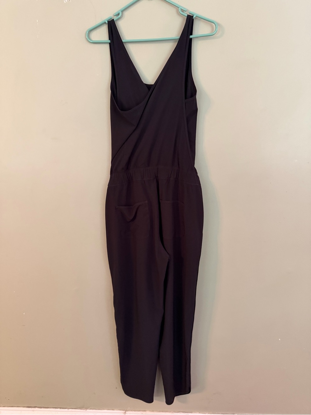 Patagonia SMALL Black Fleetwith Sleeveless Drawstring Jumpsuit NWOT NEVER WORN 😍 - Picture 10 of 16
